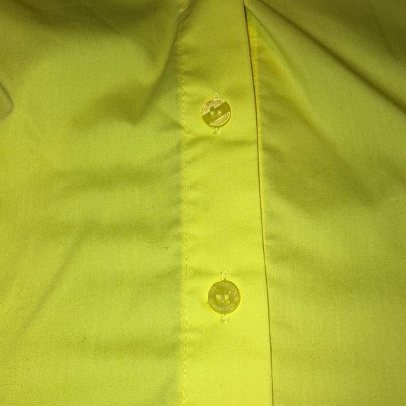 💟BNWT Worthington yellowish green v-neck buttonup - Picture 3 of 6